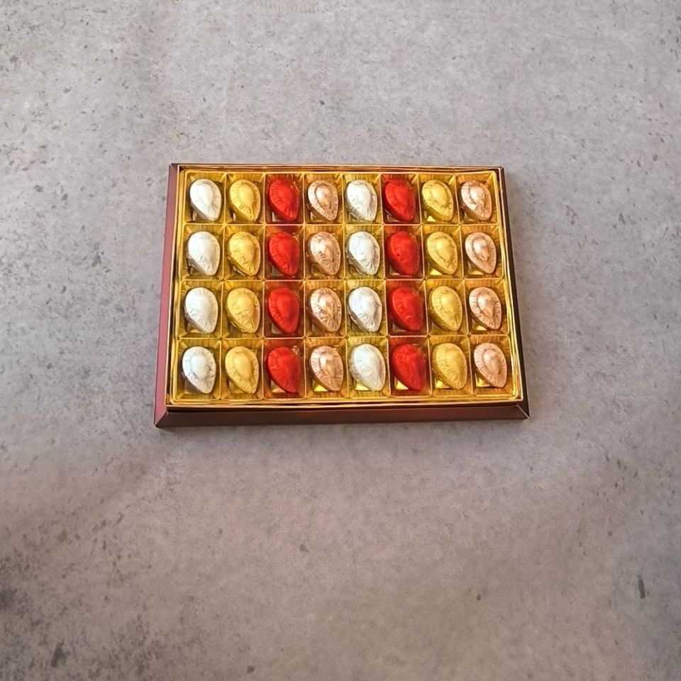 YALDIZLI BADEM HEDİYELİK